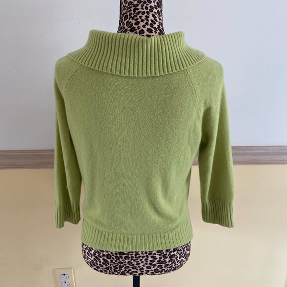 Lord & Taylor Women's Two Ply Cashmere 3/4 Sleeve‎ Cowl Neck Sweater L2 - Picture 2 of 3